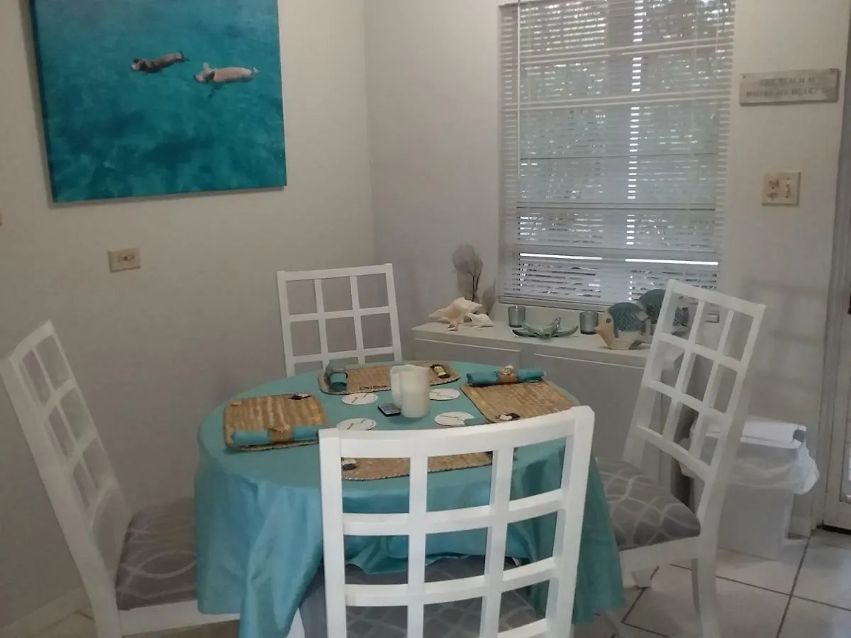 Holiday home Da Sugar House Villa George Town Bahamas